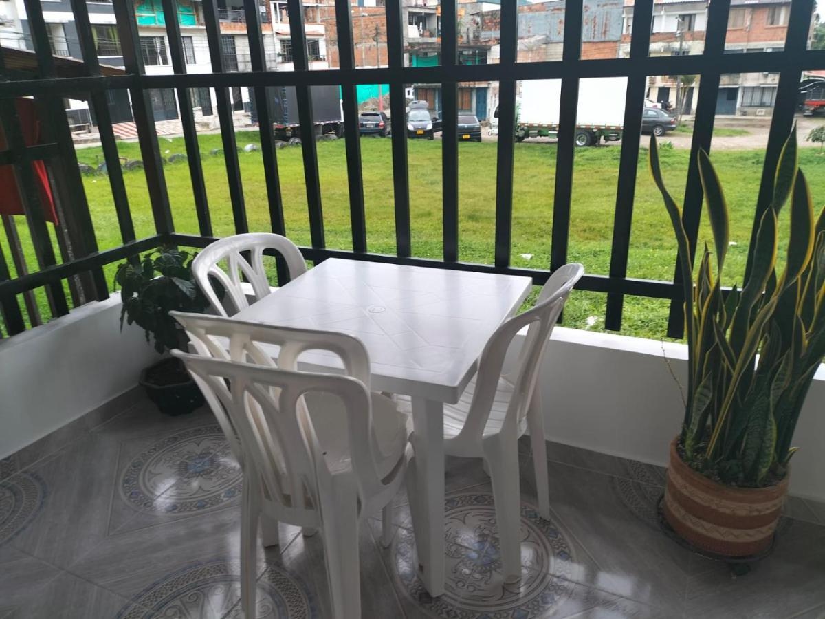 Apartamentos Family Santa Rosa de Cabal Εξωτερικό φωτογραφία